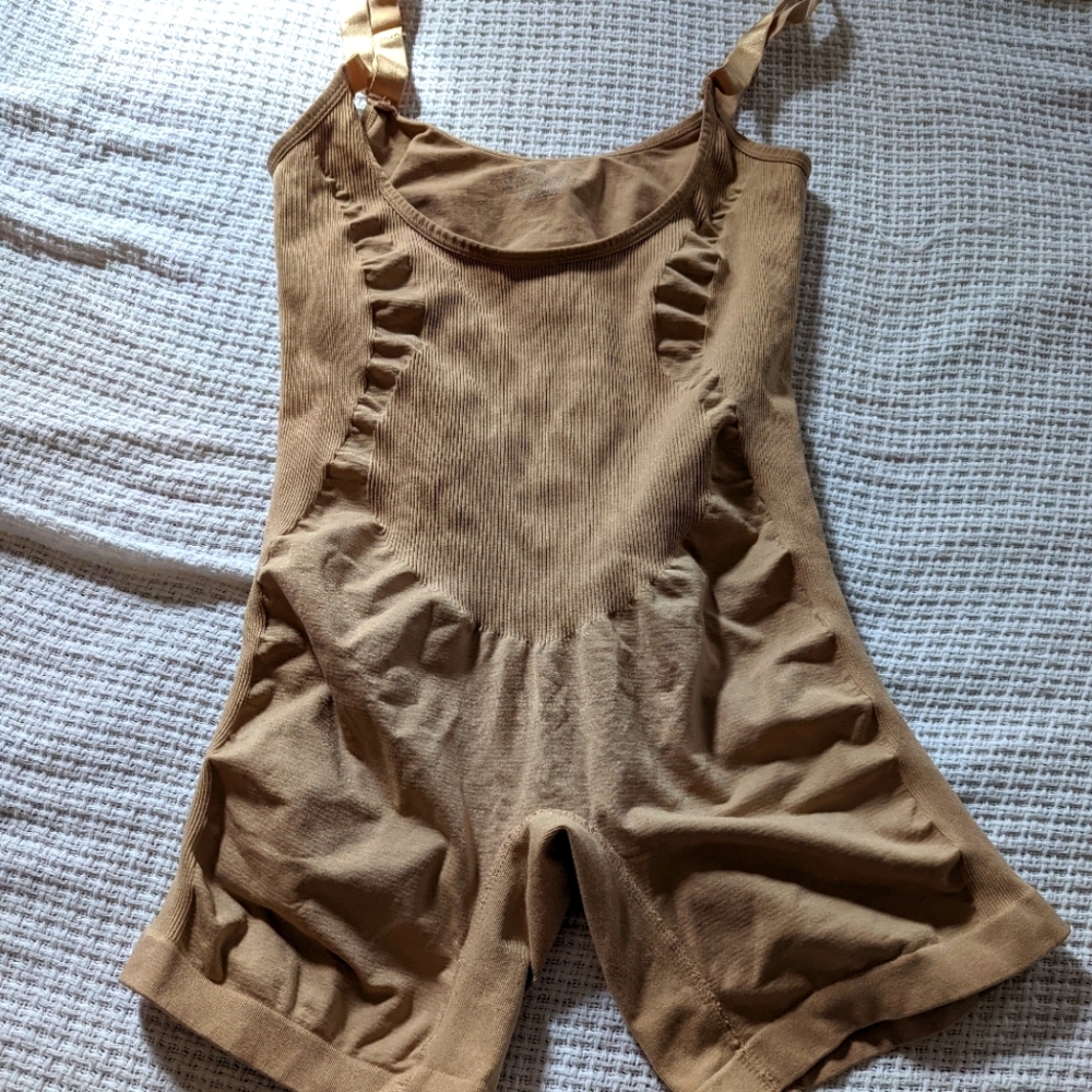 Plus size shapewear